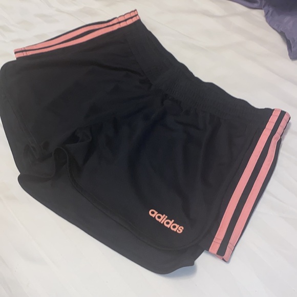 Adidas - Picture 3 of 11